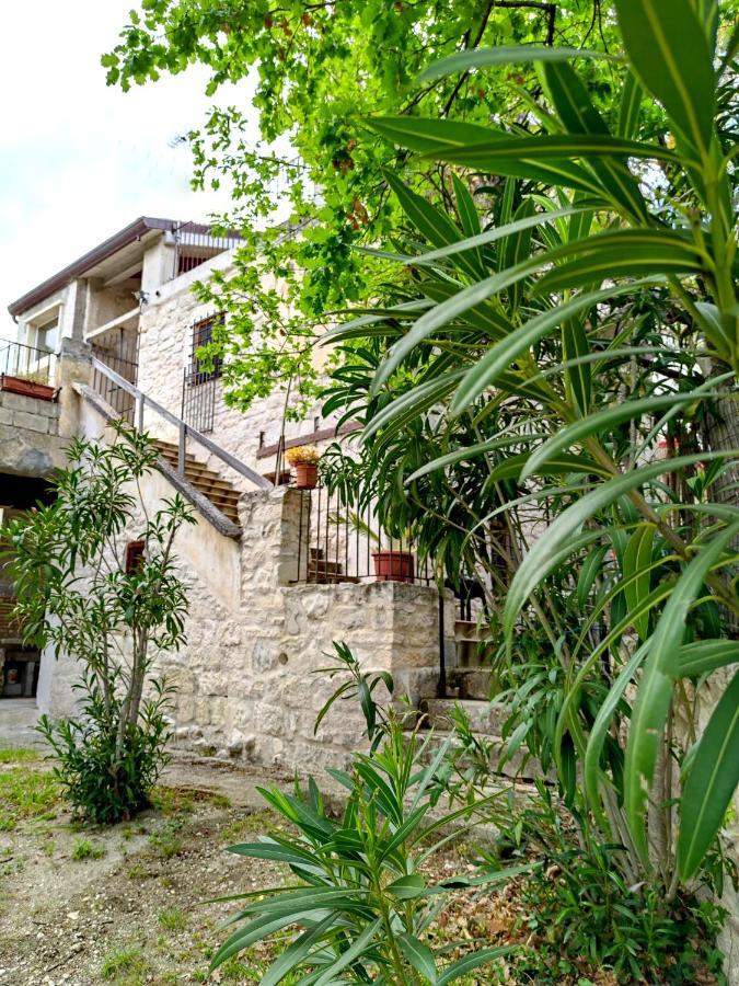 Hostal Ai Limiti • 67 • Stonehouse Palombaro Exterior foto