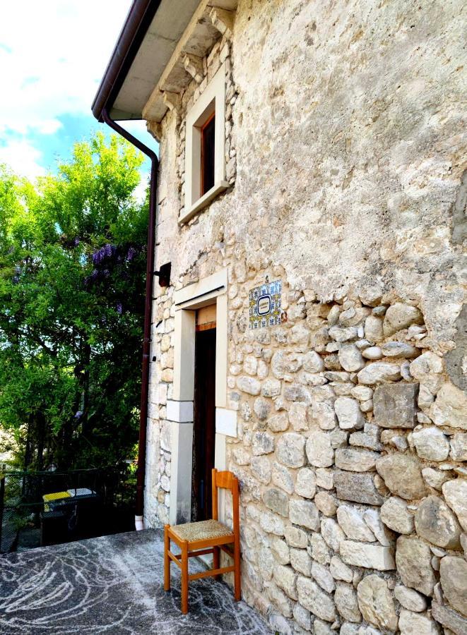 Hostal Ai Limiti • 67 • Stonehouse Palombaro Exterior foto