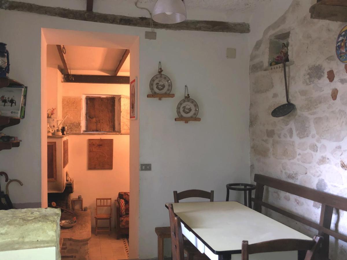Hostal Ai Limiti • 67 • Stonehouse Palombaro Exterior foto